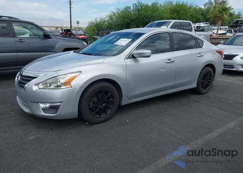 2013 Nissan Altima 2.5 S z USA, uszkodzony, nr VIN 1N4AL3AP7DN572531